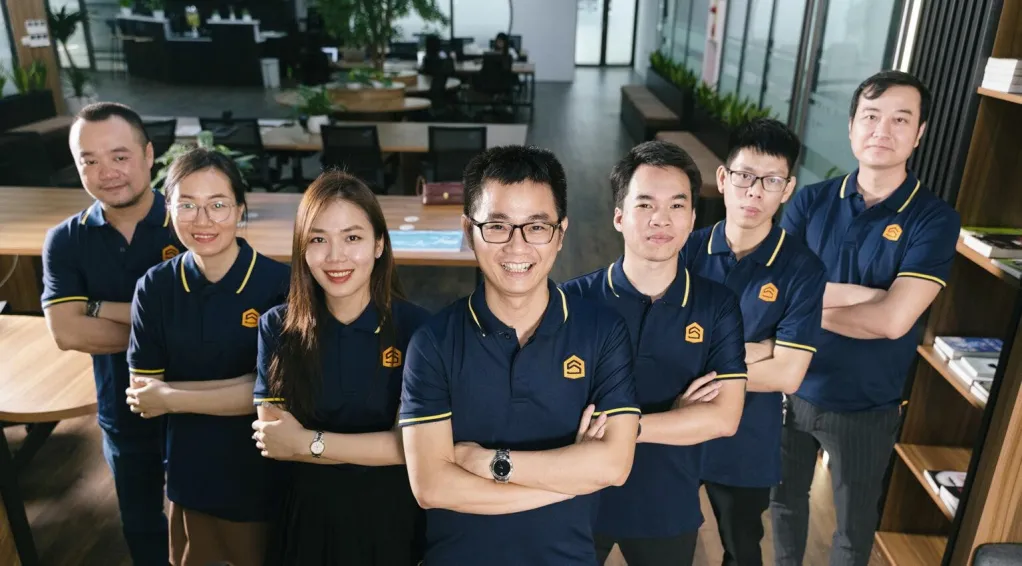 KTS. CEO. Hồ Văn Việt cùng với đội ngũ kiến trúc sư đầy tài năng và sáng tạo