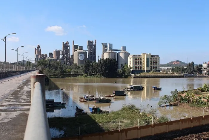 Hệ thống dây chuyền sản xuất xi măng hiện đại với công nghệ tiên tiến từ Đan Mạch