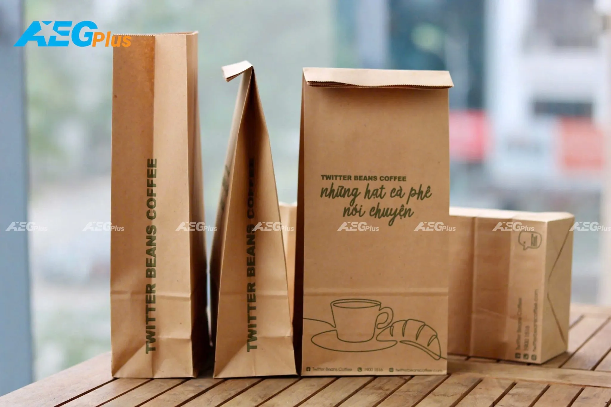 Túi giấy kraft tái chế 100% màu nâu tự nhiên, thân thiện môi trường