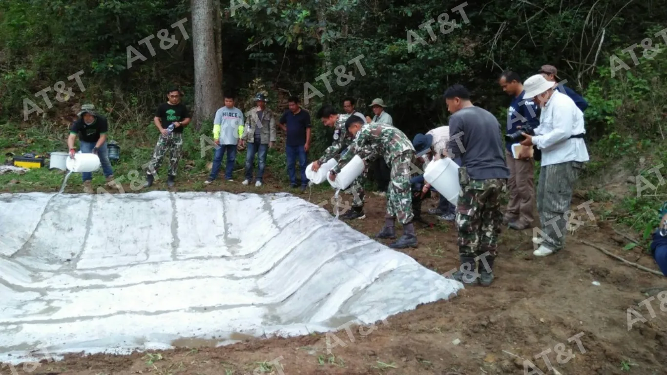 Thi công bê tông vải cuộn lót hồ chứa nước