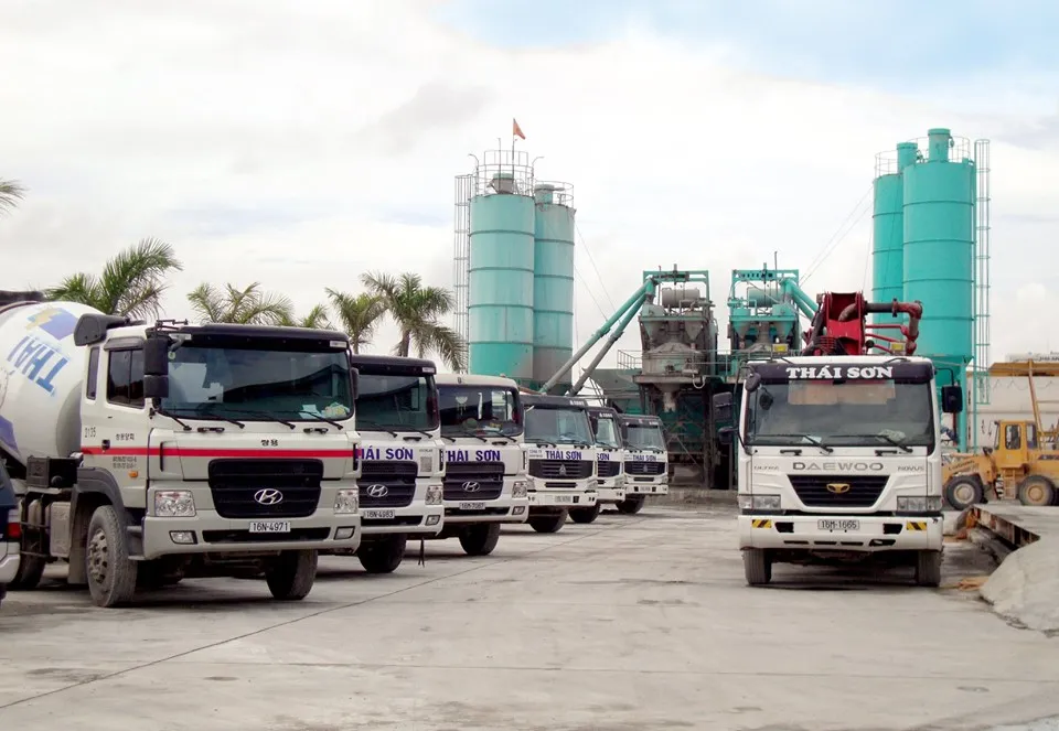 Sản xuất cọc bê tông cốt thép tại KCN Đình Vũ, Hải Phòng.