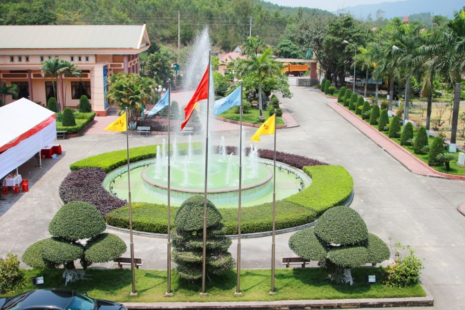 CÔNG TY CỔ PHẦN XI MĂNG VICEM HOÀNG MAI: Lịch Sử Hình Thành và Vươn Tầm Quốc Tế