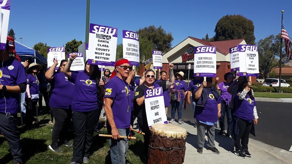 Tại Sao Gạch Xây Nhà Thường Có Lỗ? Lý Do Và Ứng Dụng Thực Tiế