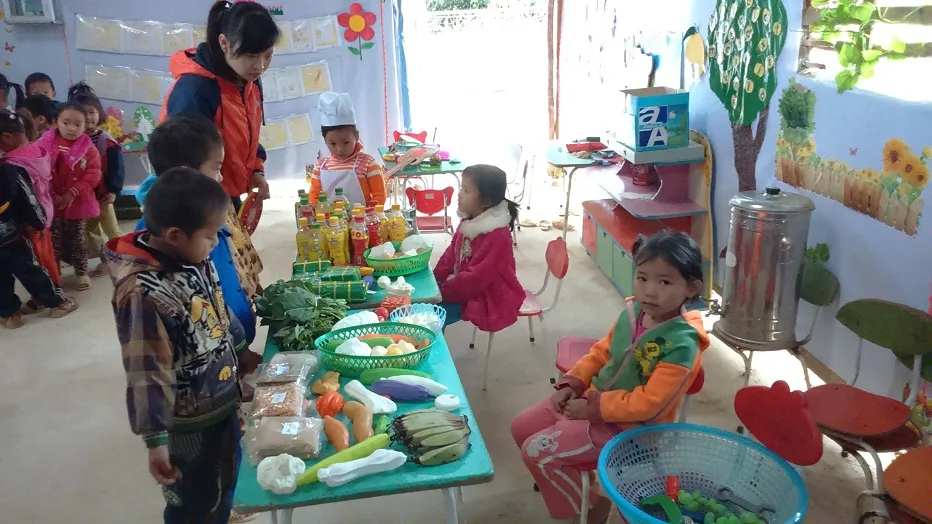 Hoạt động góc lớp mẫu giáo ghép 3,4,5 tuổi tại điểm trường bản Nong, trường mầm non Ngôi Cáy, huyện Mường Ảng