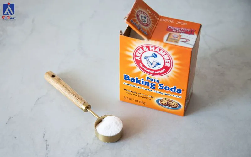 Baking soda tẩy xi măng trên gạch Baking soda thay thế hiệu quả cho chất tẩy rửa chuyên dụng