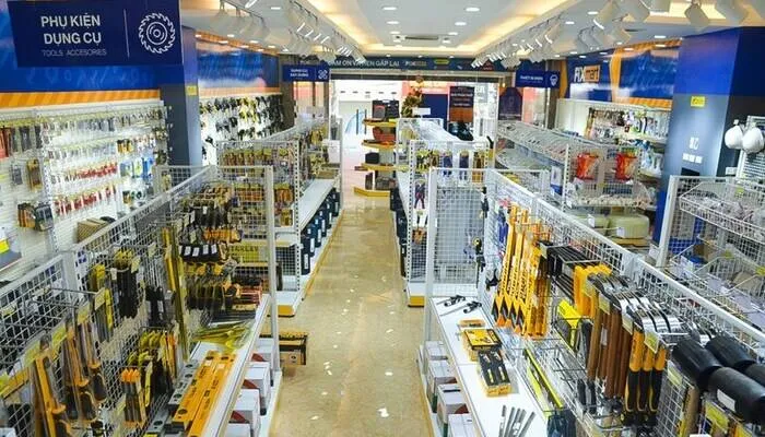 ben trong cua hang vat lieu xay dung