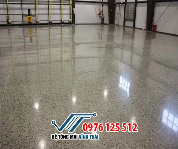 Quá trình mài sàn bằng đĩa kim cương số lớn