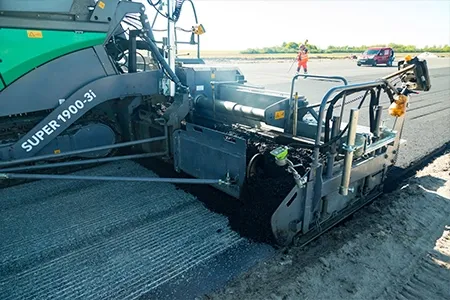 Kiểm soát bề dày thảm bê tông nhựa nóng lớp hạt mịn