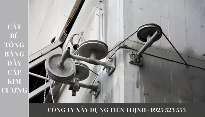 Cắt bê tông bằng dây kim cương là gì, ưu điểm, nguyên lý và ứng dụng ?