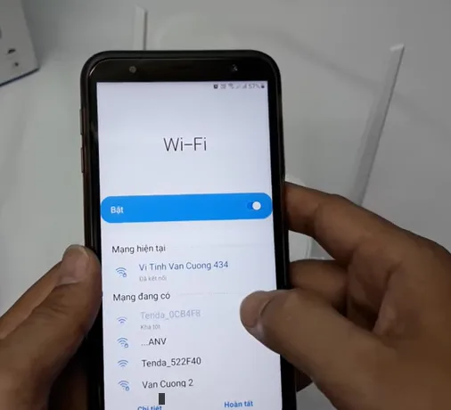 Chờ đèn LED sáng ổn định