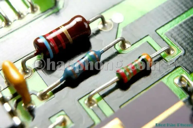 Bo mạch điện tử cần được bảo vệ nhờ bánh xe chống tĩnh điện