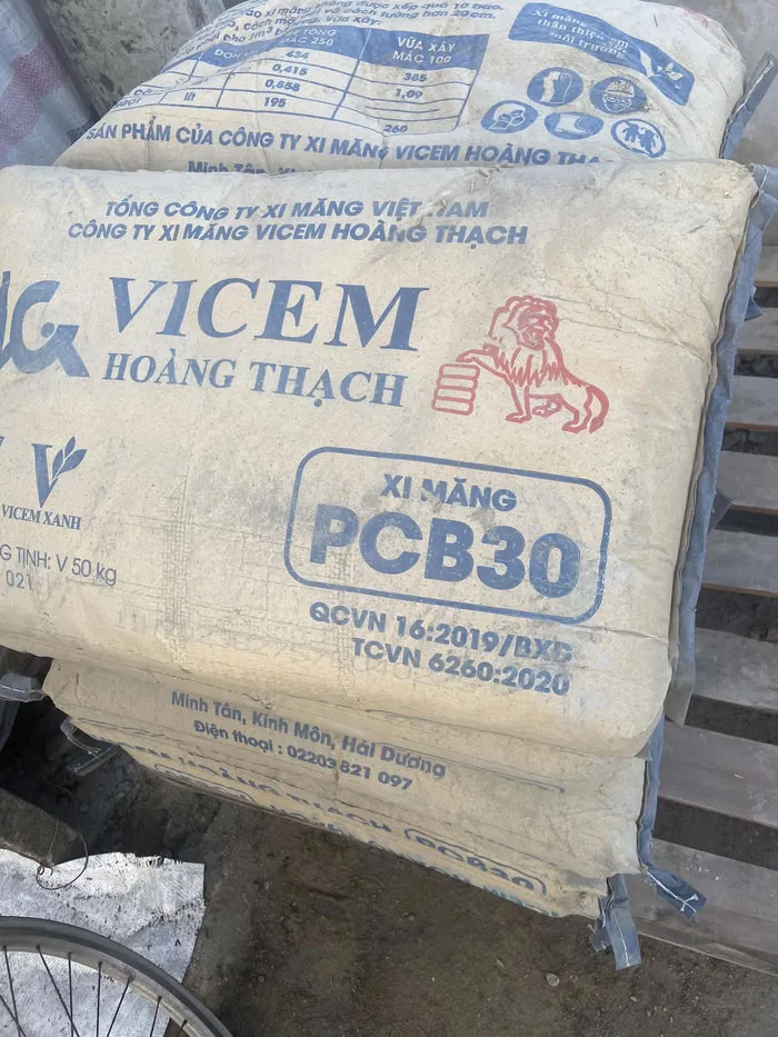 Dây chuyền sản xuất hiện đại tại nhà máy xi măng Hoàng Thạch