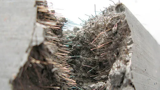 Bê tông cốt sợi thép