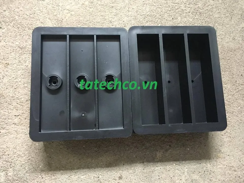 Khuôn vữa nhựa 3 ngăn
