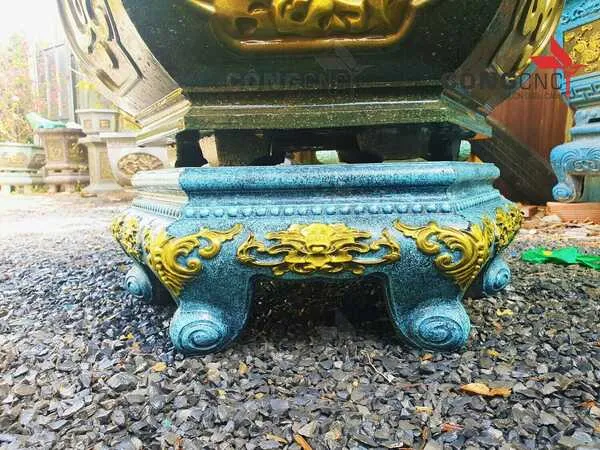 Hệ thống khuôn chậu chất lượng cao được xếp gọn gàng tại kho xưởng của Công CNC