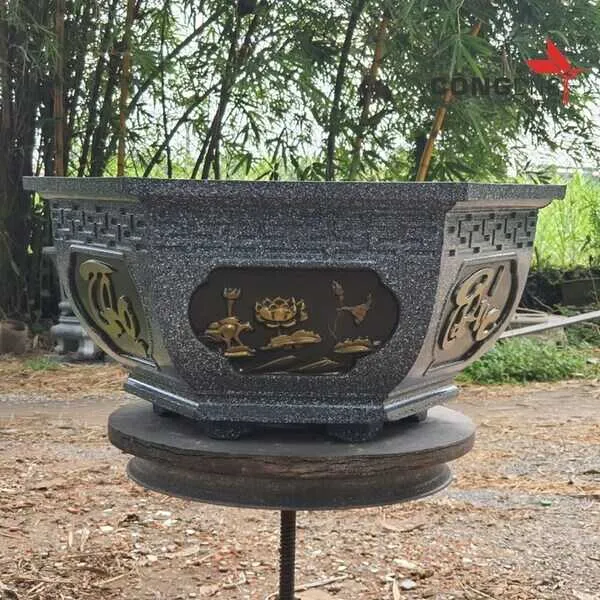 Kho hàng lưu trữ khuôn chậu được bảo quản đúng tiêu chuẩn để đảm bảo độ bền tối đa