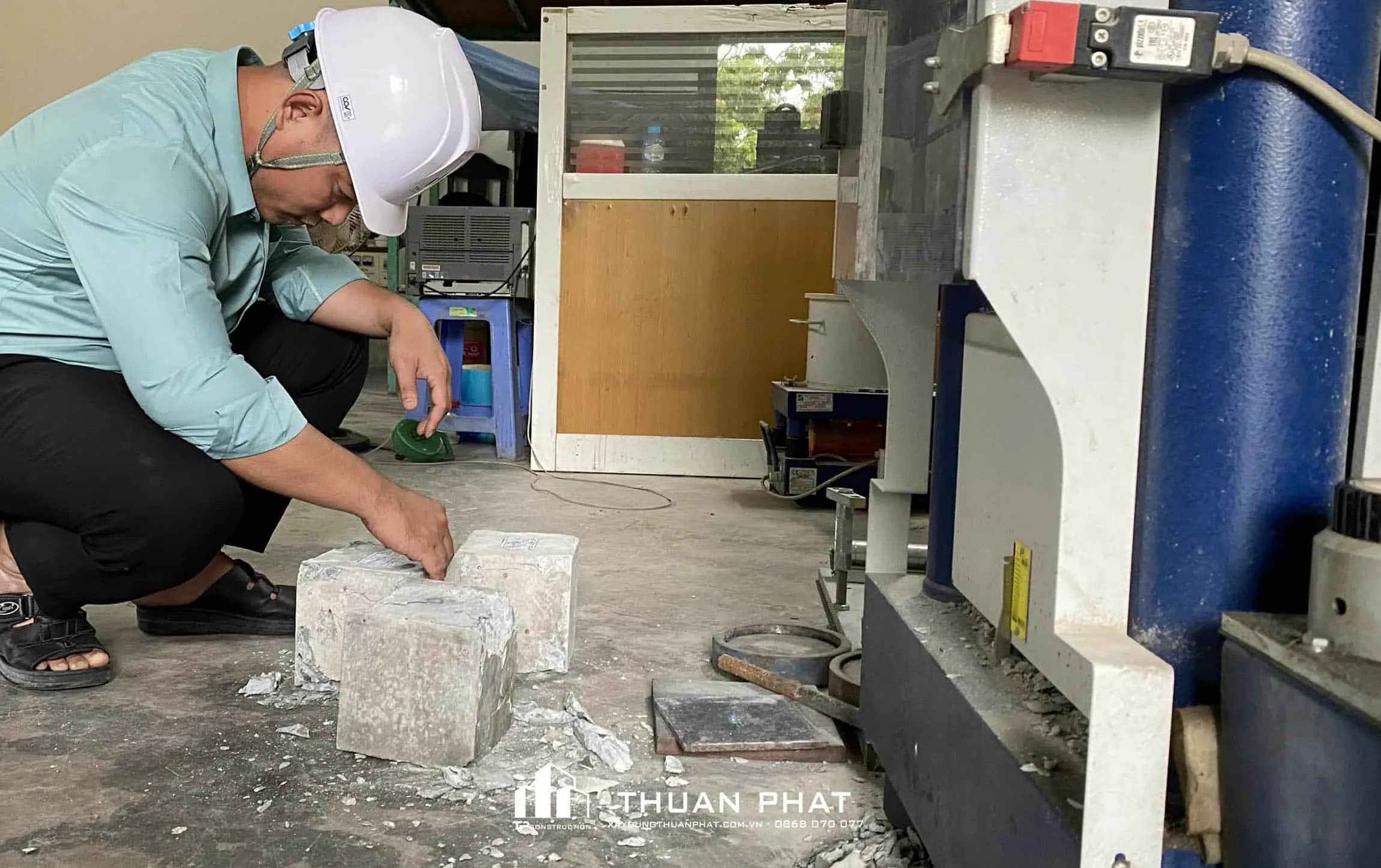 Xác nhận kết quả nén mẫu bê tông đạt chuẩn