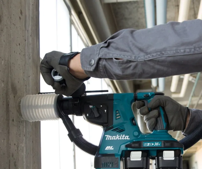 Máy khoan bê tông pin Makita 36V với công nghệ chống rung VAT