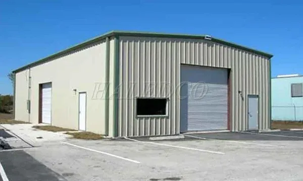 Kiểu nhà xưởng mái tôn 200m2