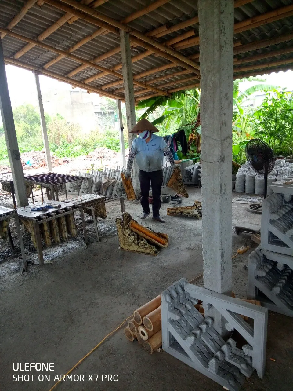 Đường gờ chỉ tinh tế