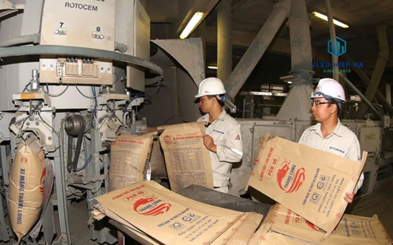 Hệ thống dây chuyền đóng bao xi măng tự động đảm bảo độ chính xác về trọng lượng