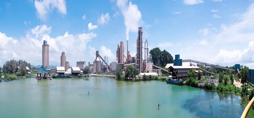 Nhà máy xi măng hiện đại được quy hoạch xanh sạch đẹp như công viên