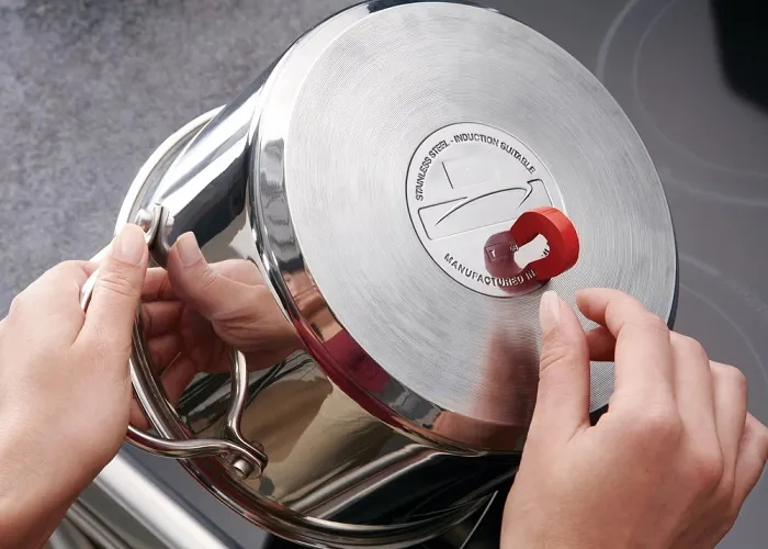 Kiểm tra nồi bằng nam châm