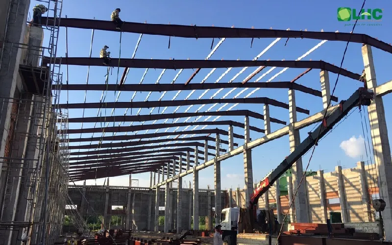 Chọn đơn vị thi công nhà xưởng uy tín, chuyên nghiệp