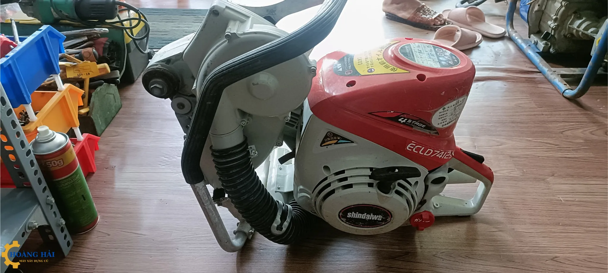 Kiểm tra chất lượng máy cắt bê tông trước khi giao hàng