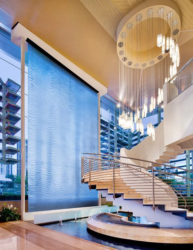 thiết kế văn phòng xanh với thác nước