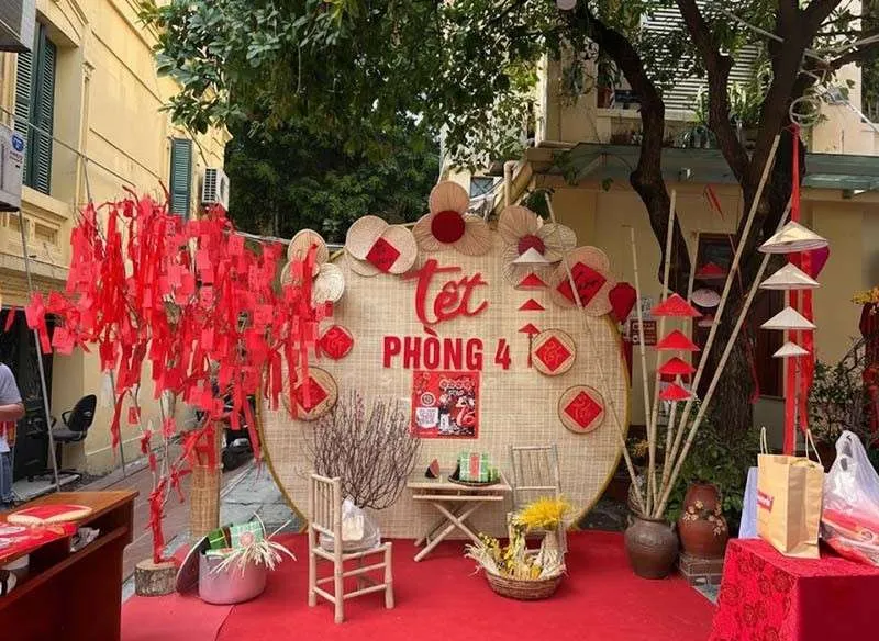 Tiểu cảnh Tết trang trí phường, khu phố