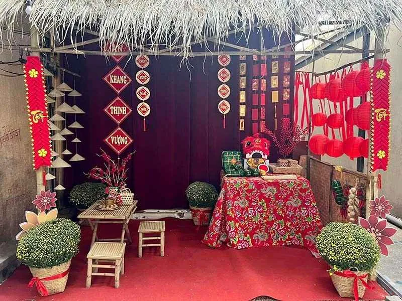 Mẫu tiểu cảnh Tết đơn giản, kiểu xưa