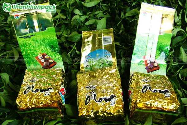 Cận cảnh mẫu túi đựng chè hút chân không sau khi đóng gói