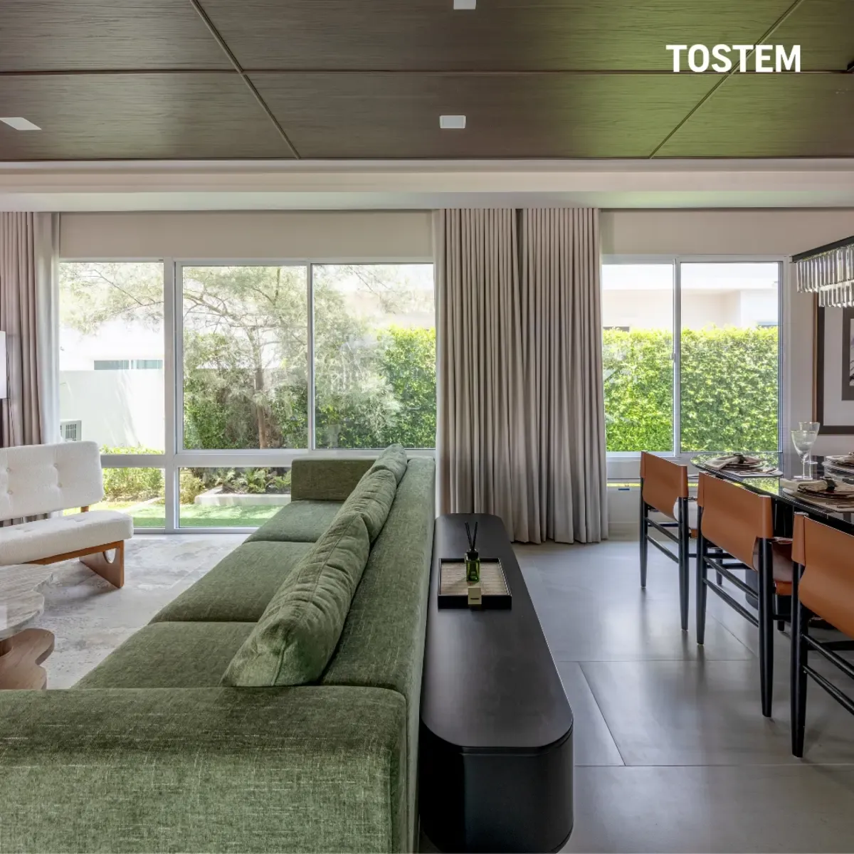 Ưu tiên hướng đón ánh sáng buổi sáng và tránh nắng gắt buổi chiều