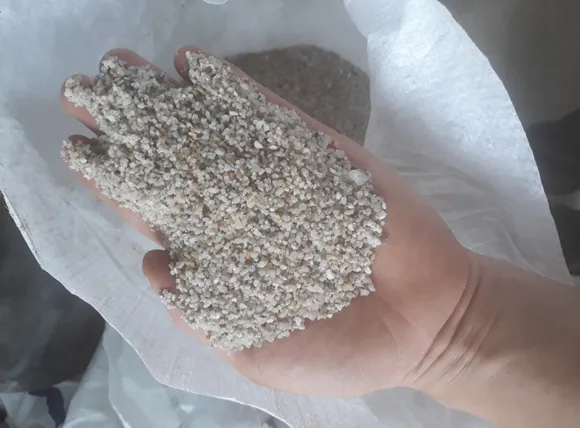 Cát thạch anh lọc nước